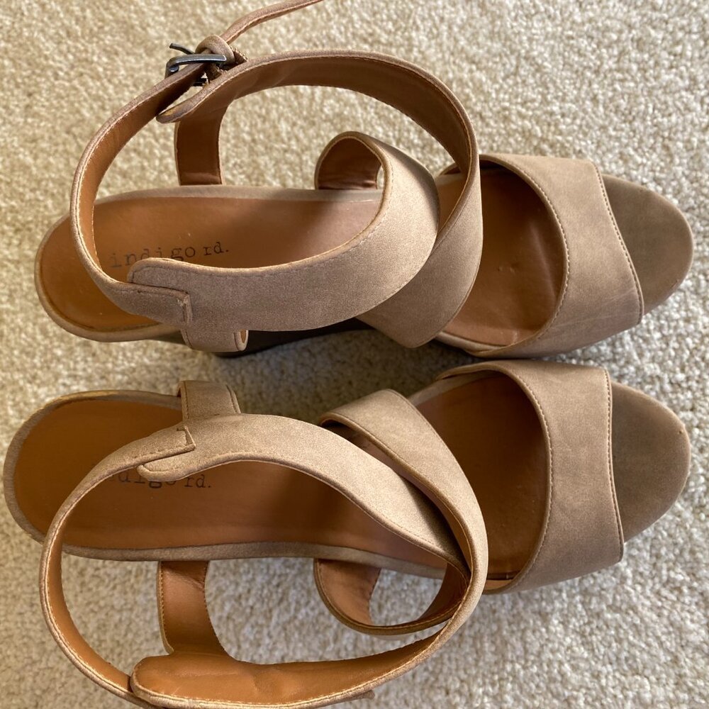 INDIGO RD. tan suede strappy platform sandals, 4" wedge, sz 10 - Picture 3 of 9